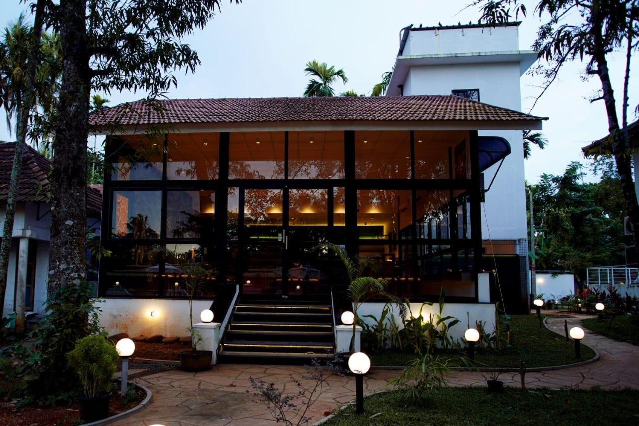 Bamboo Lagoon Backwater Front Resort Alappuzha Kültér fotó