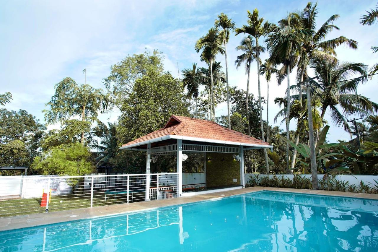 Bamboo Lagoon Backwater Front Resort Alappuzha Kültér fotó
